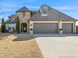 10364 E 125th Cir S, Bixby, OK 74008