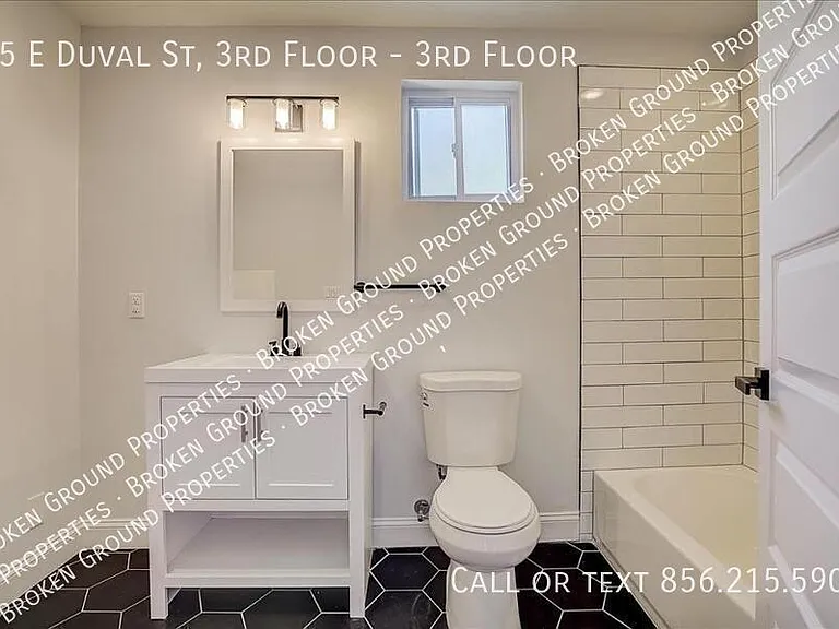 95 E Duval St #3 — Photo 3