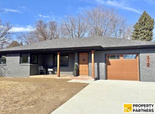 312 W 11th St, Wayne, NE 68787