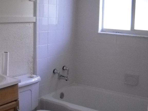 5th image of 501 Ohio Ave
