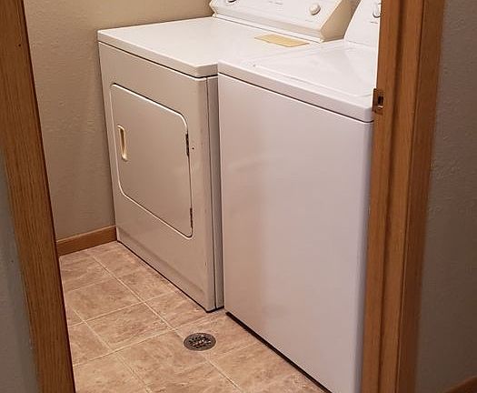 5th image of 2250 N Cedar Ave #2250206