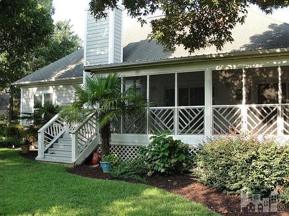 5th image of 718 Paisley Court