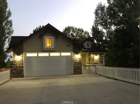 30034 Magic Dr, Running Springs, CA 92382