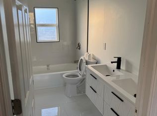 2411 Ellison Ave, Omaha, NE 68111