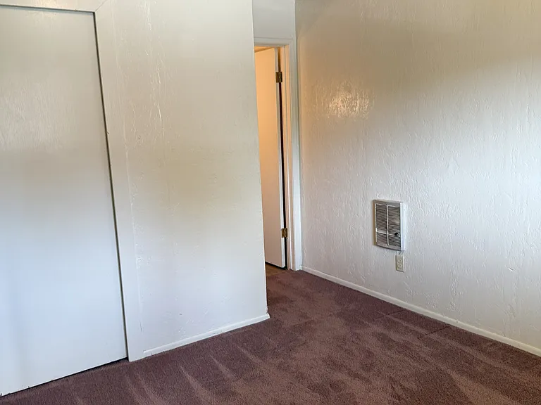 1151 Madrone Way — Photo 6