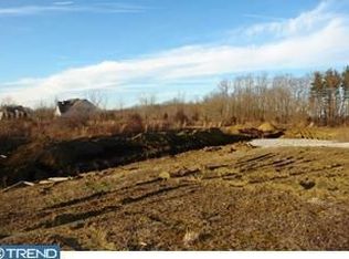 803 Wrightstown Rd, Columbus, NJ 08022