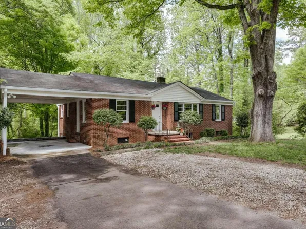 204 Springtree Rd, Athens, GA 30605