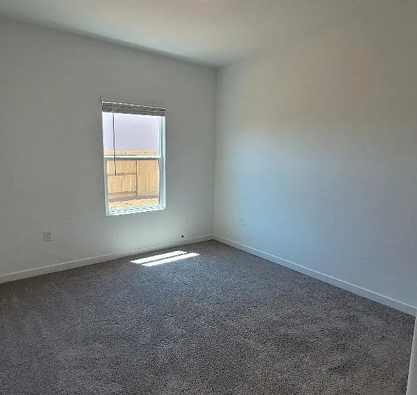 1213 Cedar Dr — Photo 5