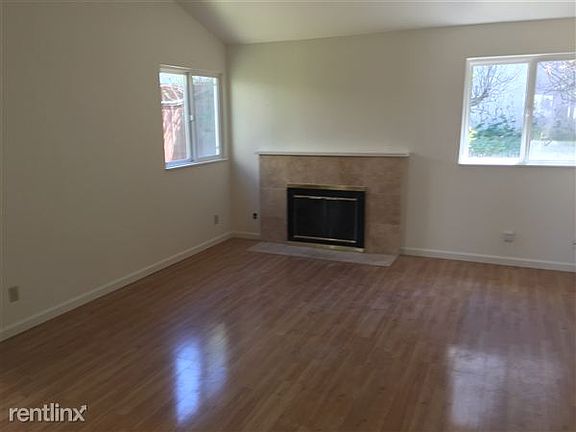 287 Edwin Way Hayward 2