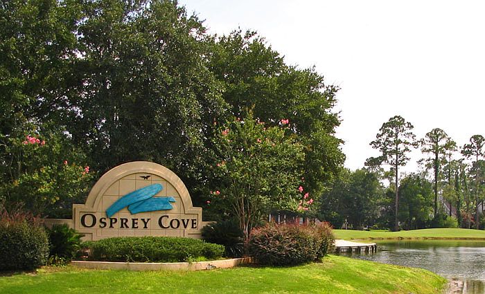1st image of Fairways Edge Dr