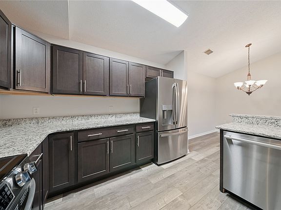 4th image of 700 Hidden Ridge Ct APT 302