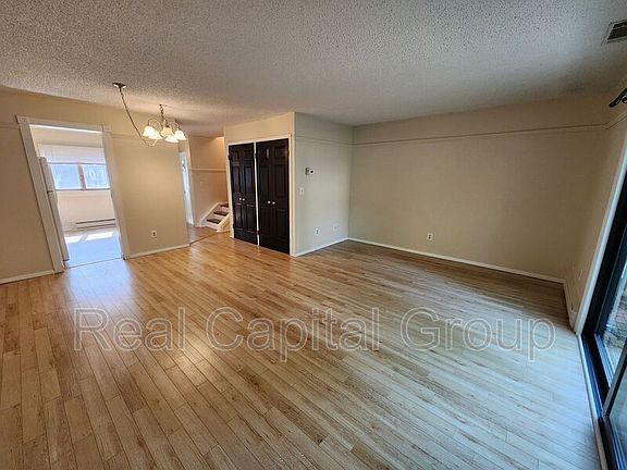 3rd image of 43 Point Of Woods Dr