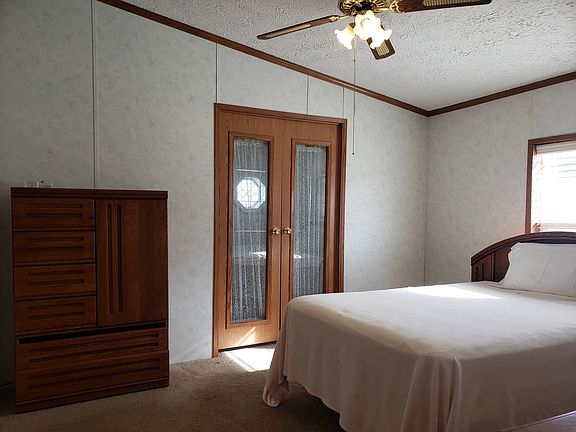 3rd image of 25613 Shoal Creek Dr