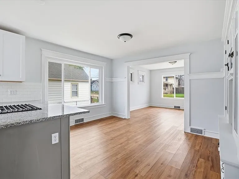 316 Harrison Ave — Photo 22