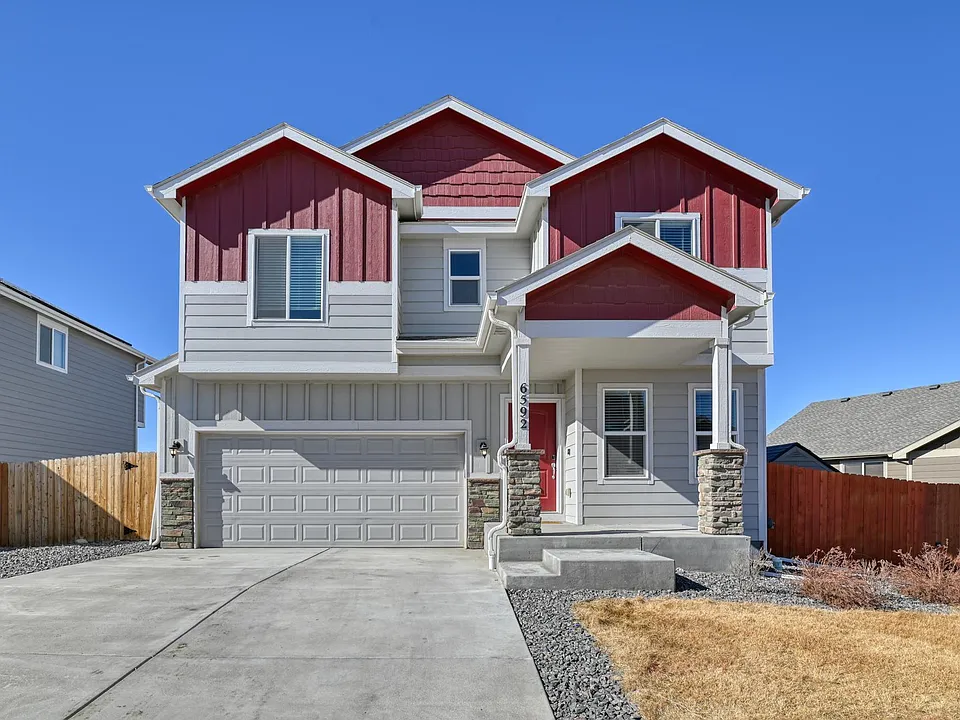 6592 Tillamook Dr