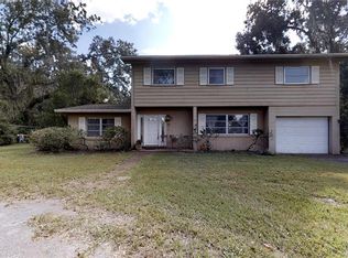 1714 Youngs Rd, Leesburg, FL 34748