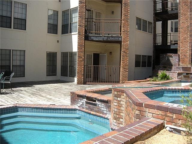 1st image of 3001 Cedar St #A-104