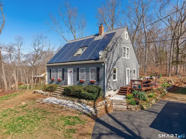25 Lake Of Isles Road, Preston, CT 06365