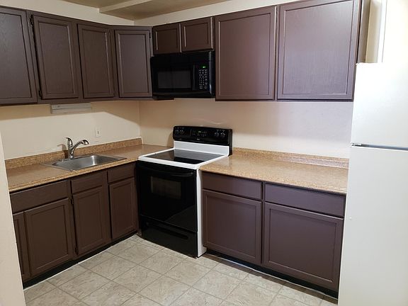 5th image of 2550 S Big Bend Blvd