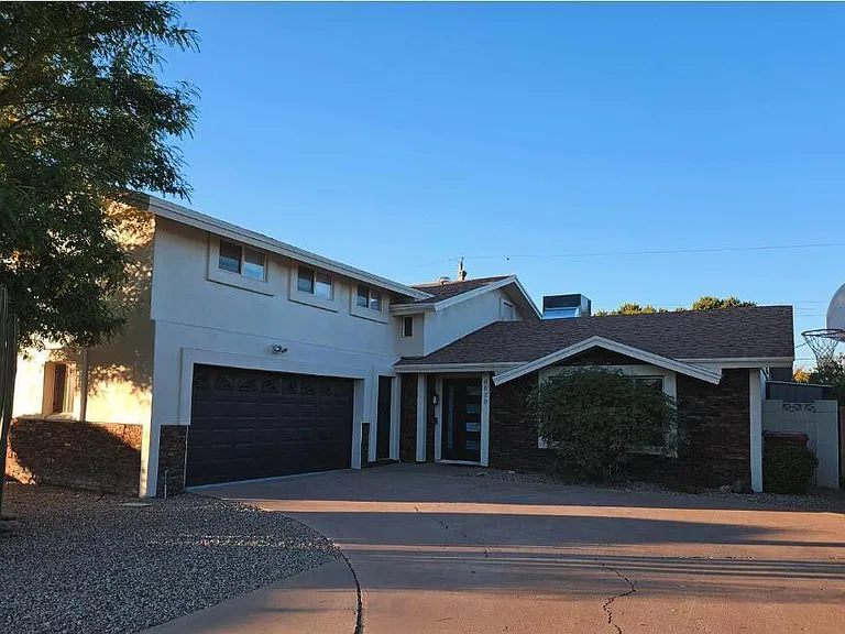 8620 E San Miguel Ave — Photo 12