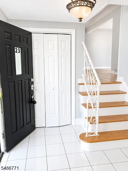 23 Winthrop Rd