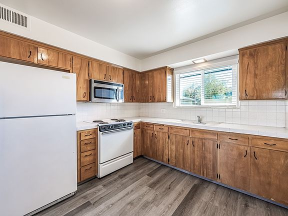 5th image of 129-149 Pollasky Ave #139-7