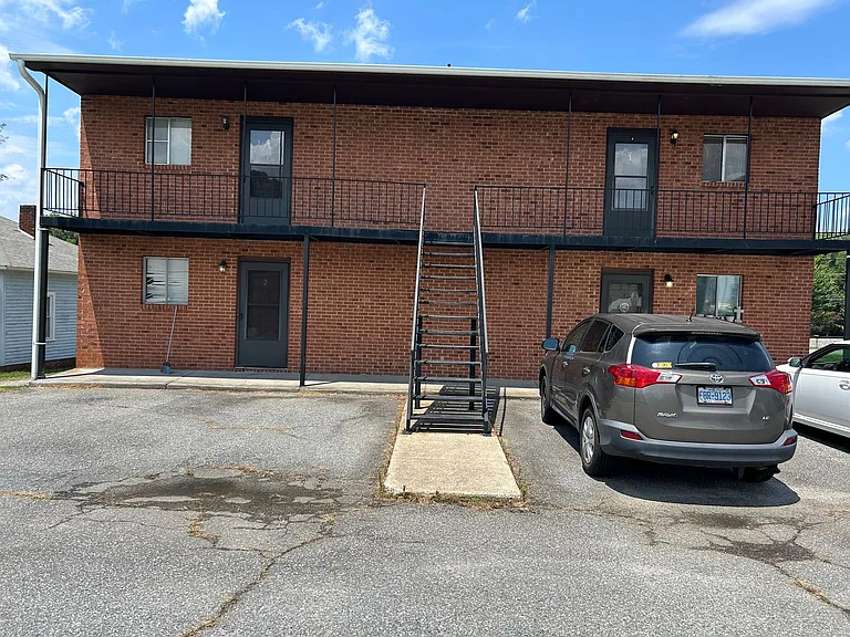 5063 Friendly Rd #1 — Photo 8