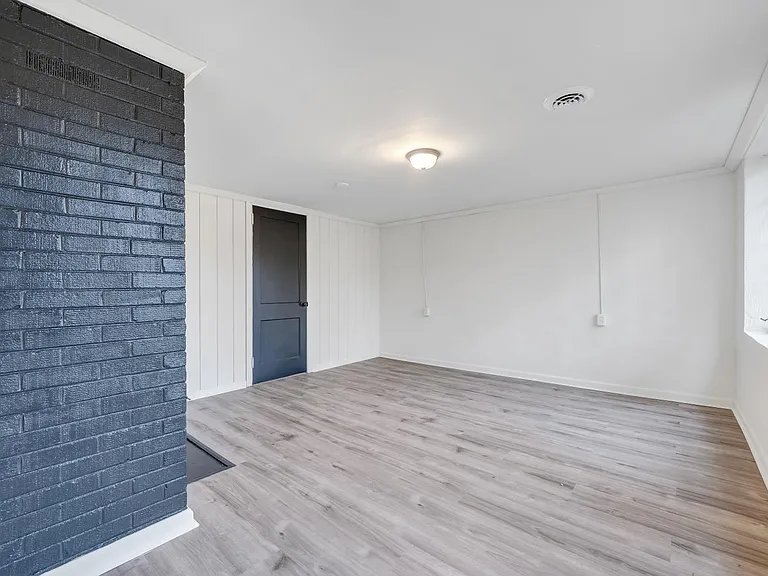 553 Dillard Rd SW — Photo 9