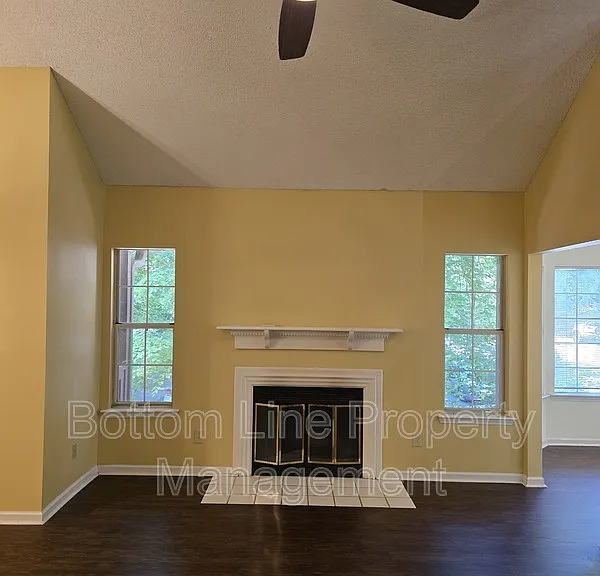 6108 Gray Gate Ln #G — Photo 5