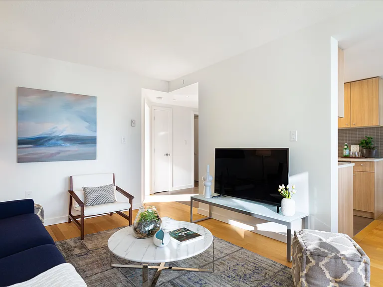 788 Jervis St — Photo 20