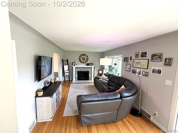 5th image of 71 Vernier Rd