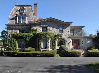 50 Old Beach Rd APT 7, Newport, RI 02840