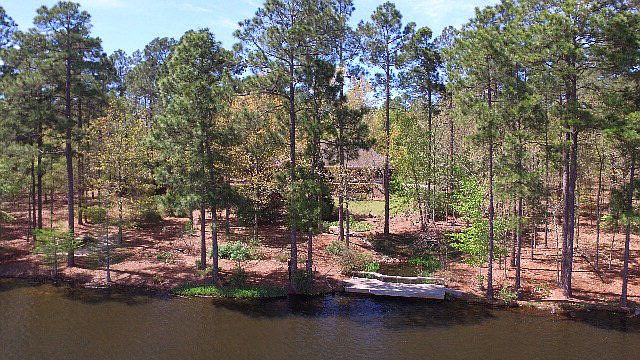 1st image of 136 Hideaway Ln