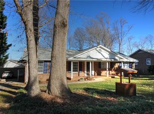 5810 Green Meadow Dr, Greensboro, NC 27410