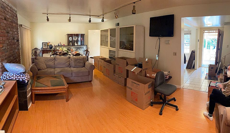 1st image of 3671 Primavera Ave