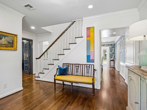 3rd image of 6123 Riverview Way