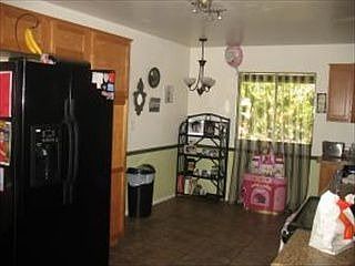 3rd image of 3513 W Gardenia Ave