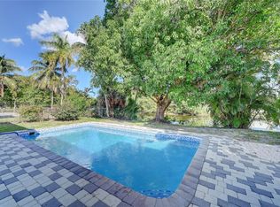 2400 NW 63rd Ave, Fort Lauderdale, FL 33313