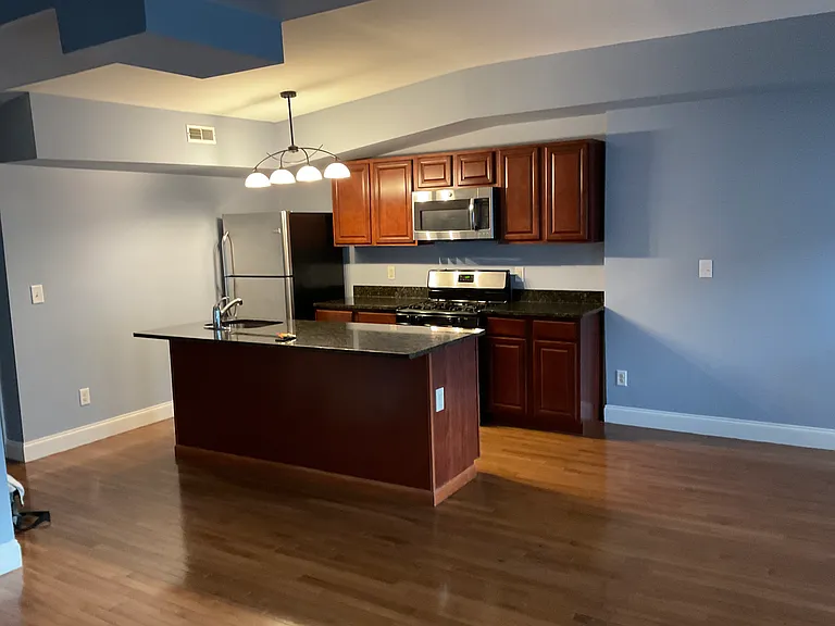 1710 Fleet St #3 — Photo 8