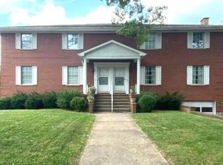 900 13th Ave, Huntington, WV 25701