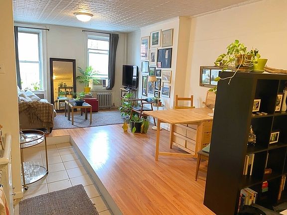 2nd image of 187 Bedford Ave APT 10