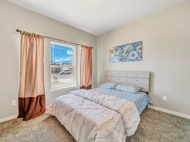 1142 White Birch Ave — Photo 15