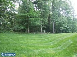 86 W Forge Rd, Glen Mills, PA 19342