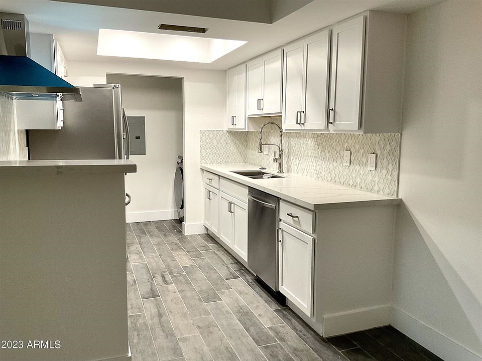 1st image of 4608 W Maryland Ave Unit 216