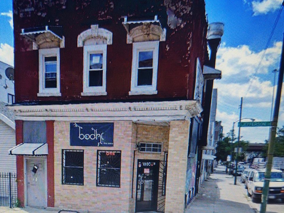 1st image of 1800 S Jefferson St W #2