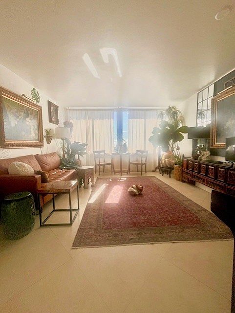 1st image of 1200 W Avenue1112