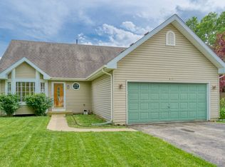 3628 Shannon Ct, Joliet, IL 60431