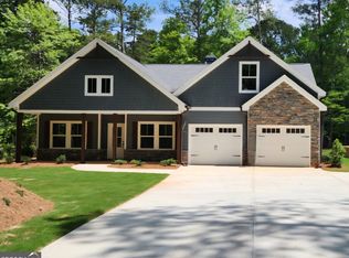 6094 Wayfarer Dr, Villa Rica, GA 30180