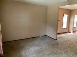 1427 S 76th St, Milwaukee, WI 53214