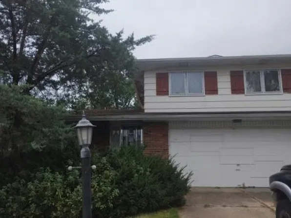 1022 W Nevada St, Glenwood, IL 60425